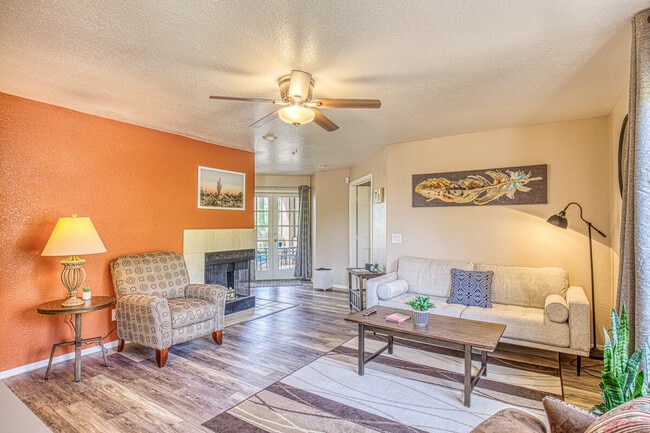 Building Photo - 6655 N Canyon Crest Dr