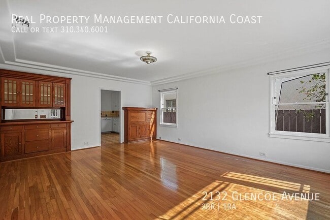 Building Photo - 2132 Glencoe Ave