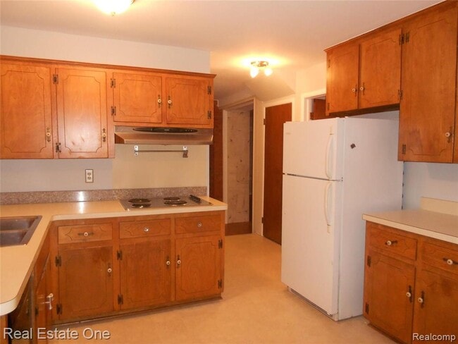 Building Photo - 3541 Tothill Dr