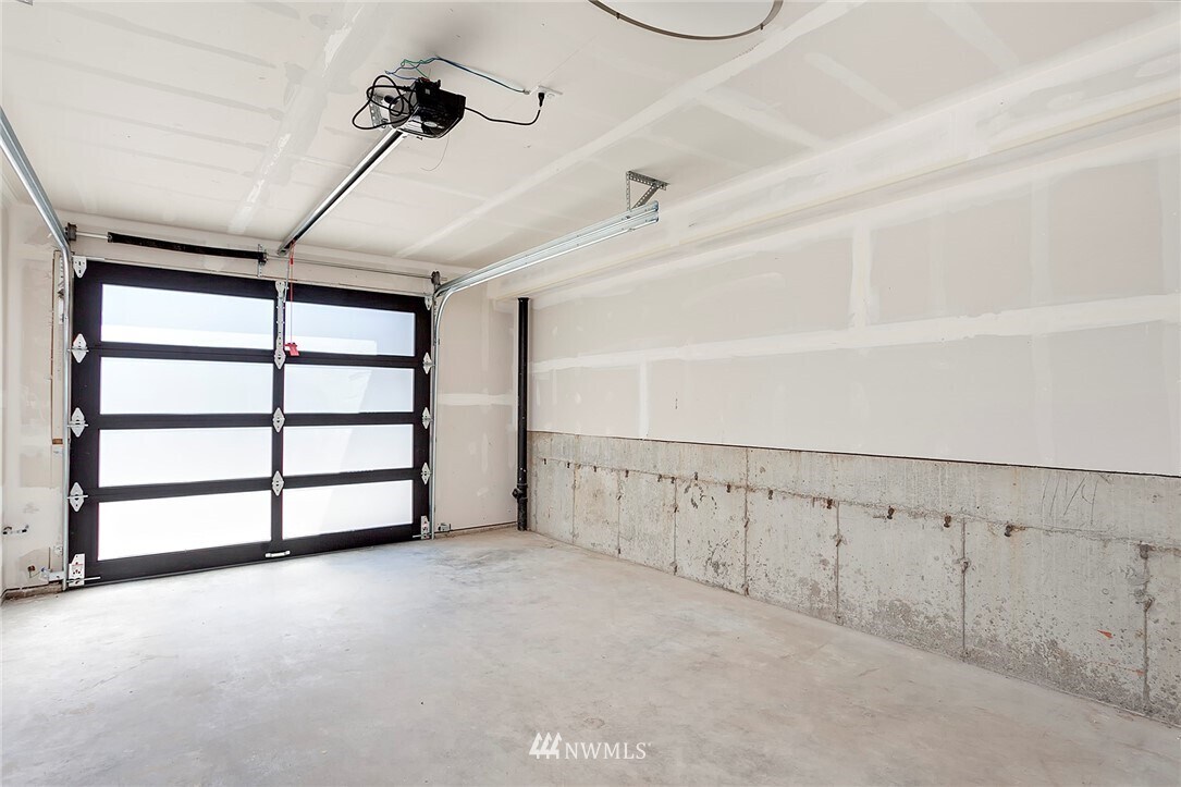 Building Photo - 2738 S Elmwood Pl