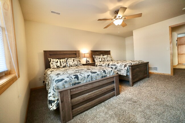 Building Photo - 9811 Deer Trail Rd