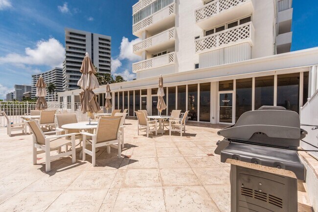 Building Photo - 1200 S Ocean Blvd