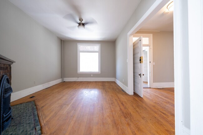 Building Photo - 1611 Carroll Ave