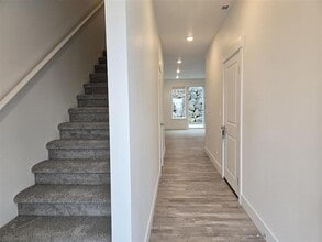 Building Photo - Brand-New Luxury |Townhomes Desirable Southridge Area!