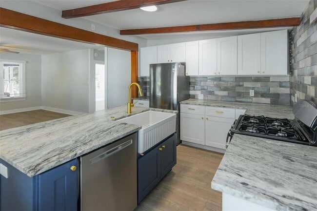 Building Photo - 1230 35th St