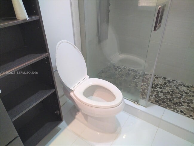 Building Photo - 3301 NE 5th Ave