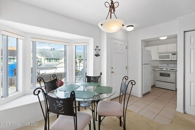 Building Photo - 135 Ocean Park Ln