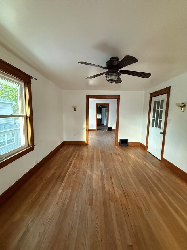 Building Photo - 209 Dudley Ave