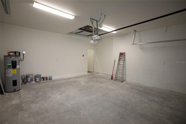 Building Photo - 9445 Eldridge Rd