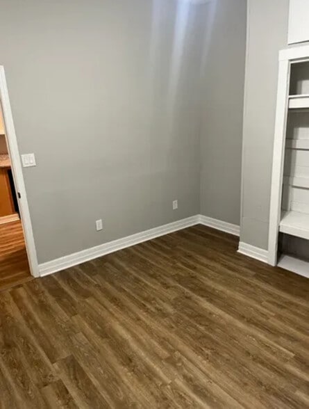 Building Photo - 8715 Fowler Ave