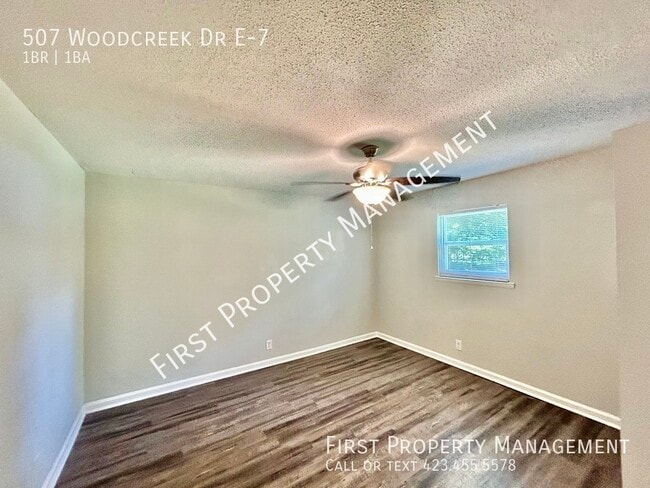 Building Photo - 507 Woodcreek Dr