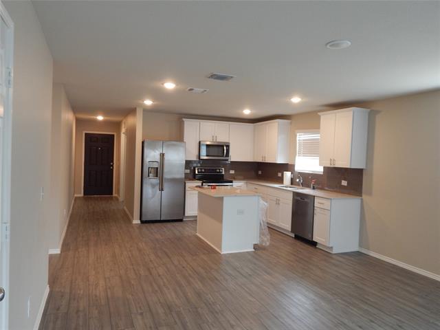 Building Photo - 4633 Benham Dr