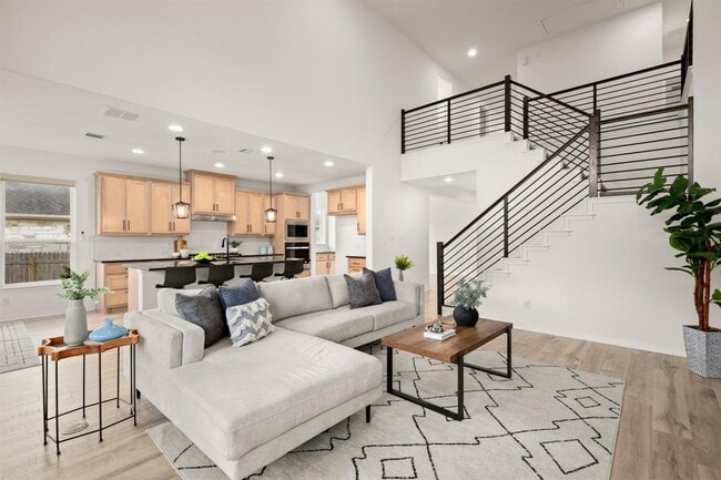 Building Photo - 20521 Martin Ln