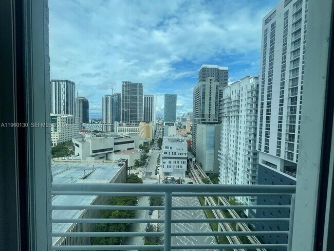 Building Photo - 133 NE 2nd Ave