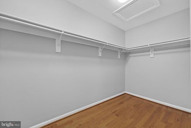 Building Photo - 2901 Mainstone Dr