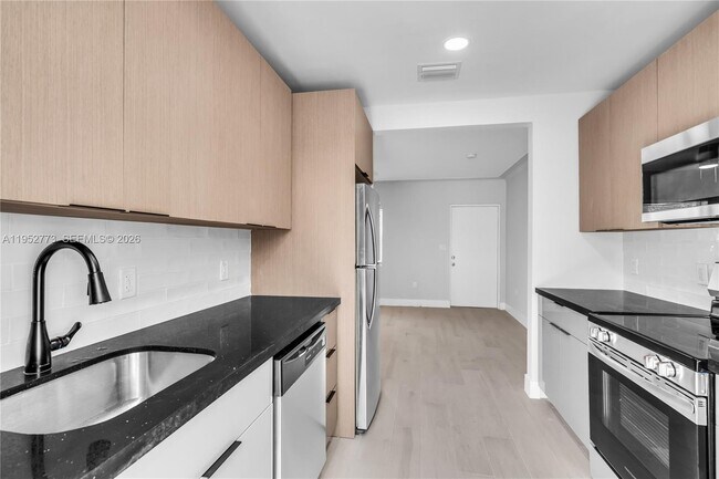 Building Photo - 351 NE 82nd St