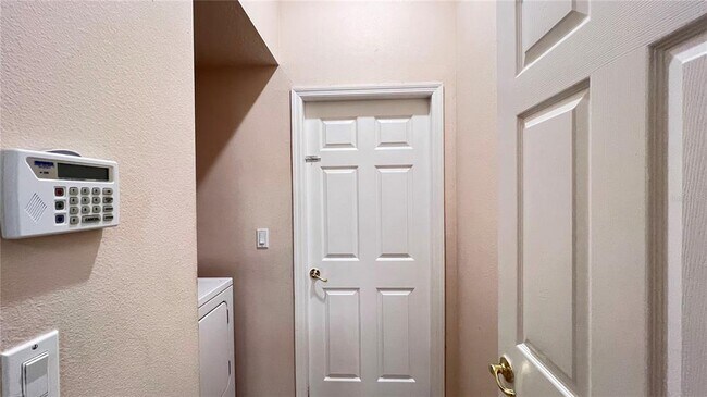 Building Photo - 15343 Grand Haven Dr