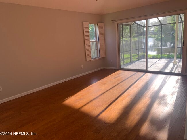 Building Photo - 524 Lighthouse Ct