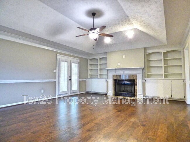 Building Photo - 2723 Summerfield Pl