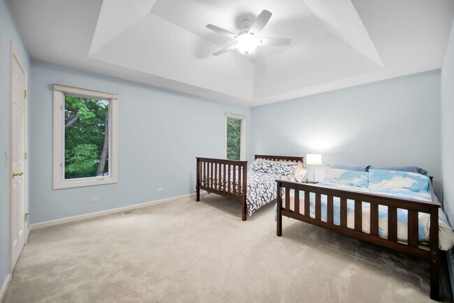 Building Photo - 36W244 Fieldcrest Dr
