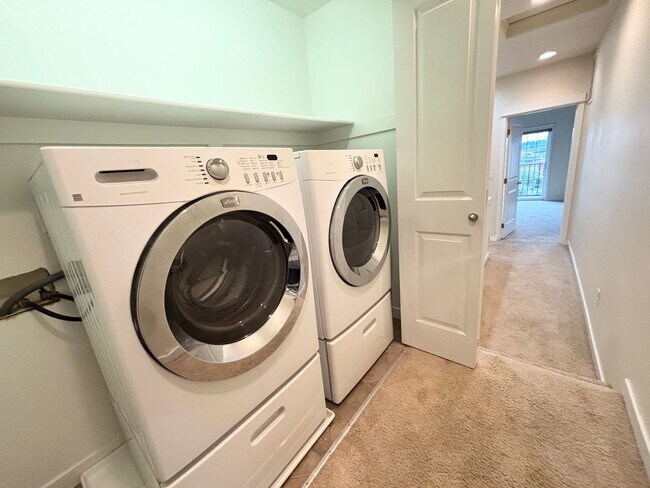 Building Photo - Charming 2BD 2BA Home In Beaverton!!