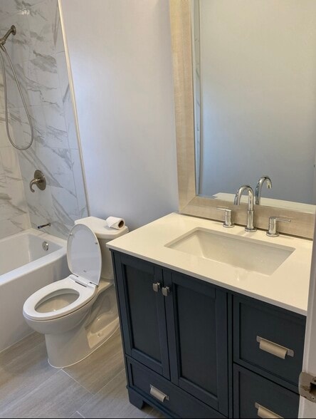 Building Photo - 17 Balance Rock Rd