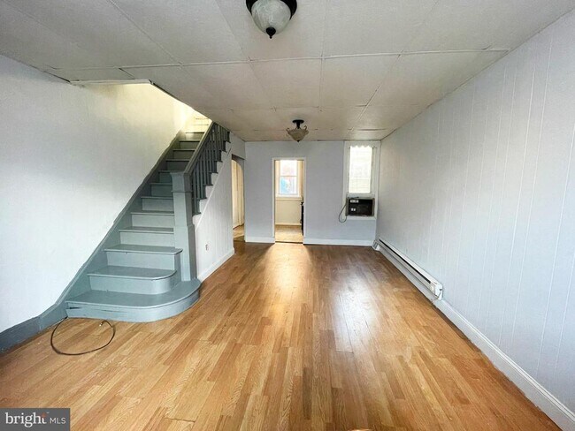 Building Photo - 3417 Hartville St