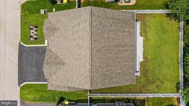 Building Photo - 806 Lynwood Ln