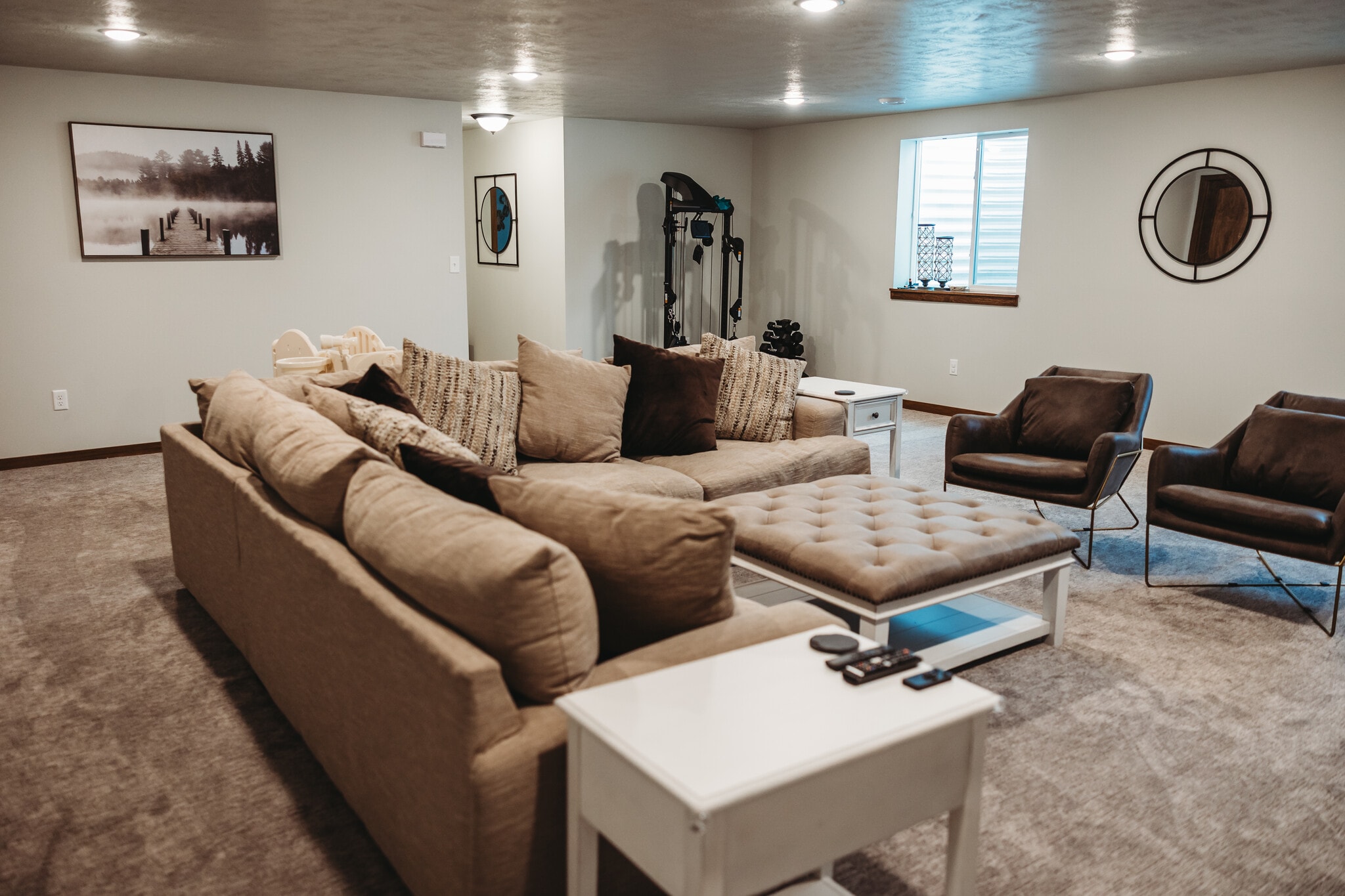 Building Photo - 5513 S Dubuque Ave