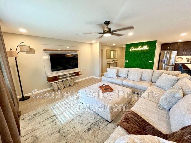 Building Photo - 84131 Azzura Way