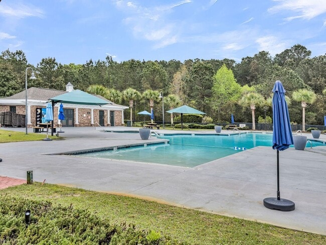 Building Photo - Beautiful 4BR/2.5BA Home in Highly Desirable Park West