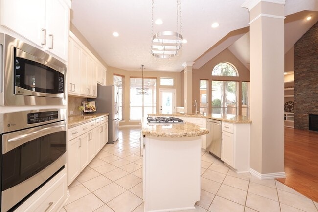 Building Photo - 22 Villa Canyon Pl
