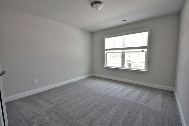 Building Photo - 2966 Chene Dr