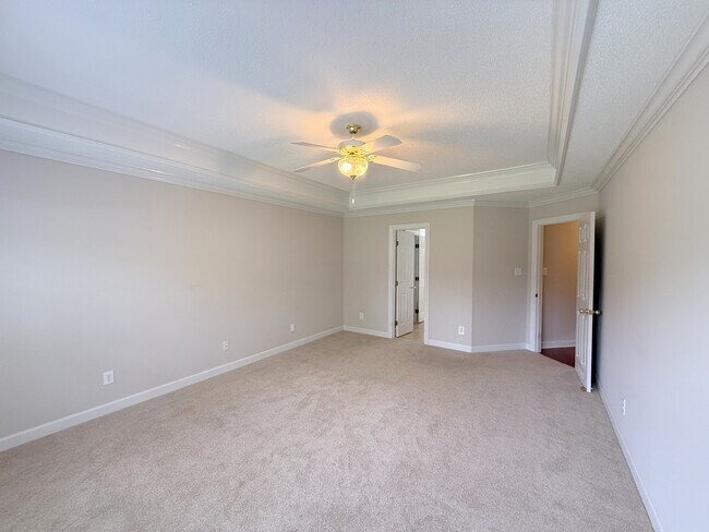 Building Photo - 238 Pebble Brook Dr