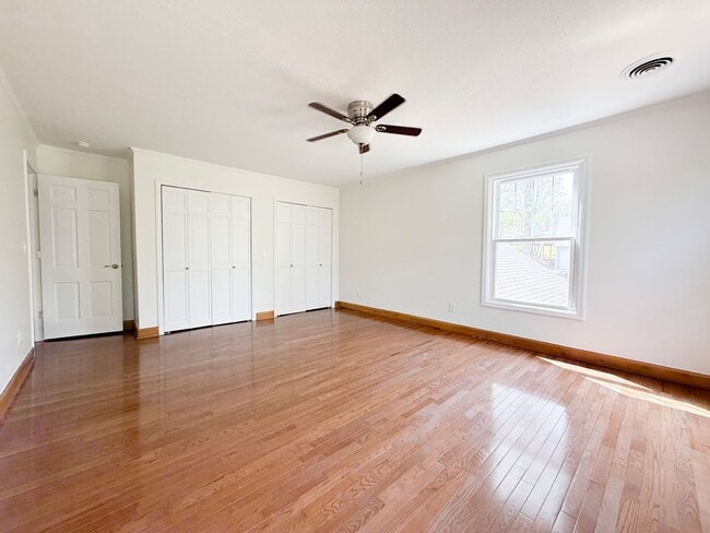 Building Photo - Private 5-Bedroom Dream Home with Creek, Pond & 3 Levels of Living Space