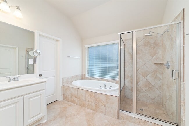 Building Photo - 26219 Mercy Moss Ln