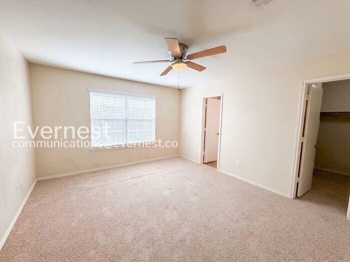 Building Photo - 1112 Apollo Cir