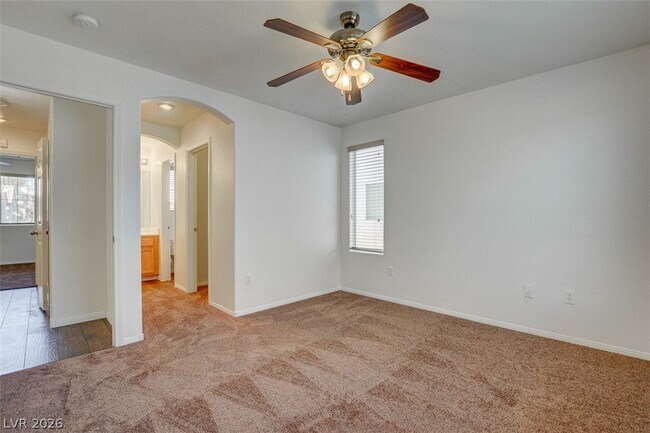 Building Photo - 5003 Groveland Ave