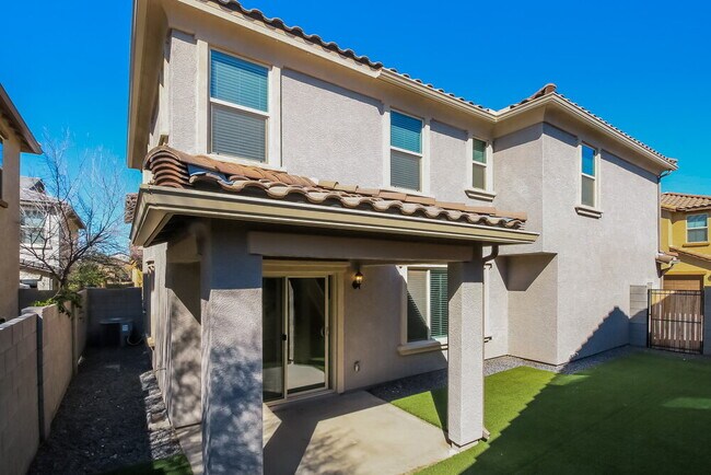 Building Photo - 6845 E Peralta Cir