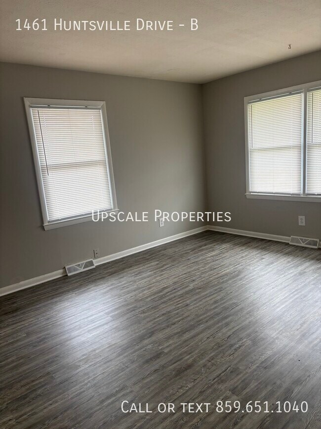 Building Photo - 1461 Huntsville Dr