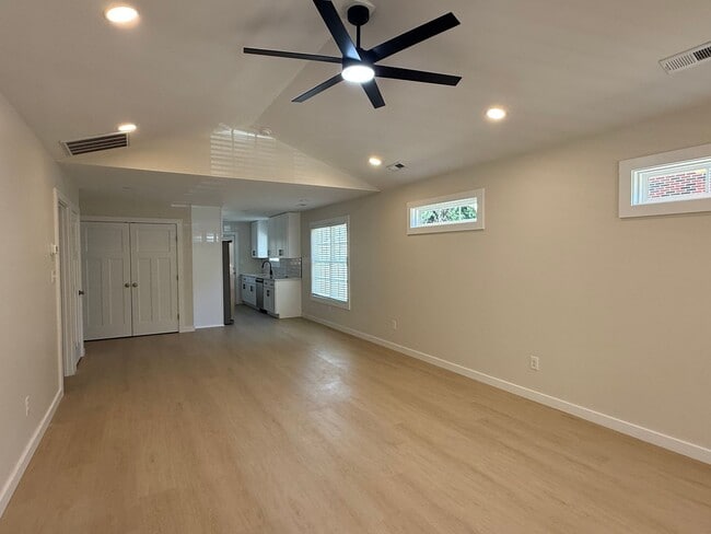 Building Photo - Brand New Construction!! - 3BD/2BA