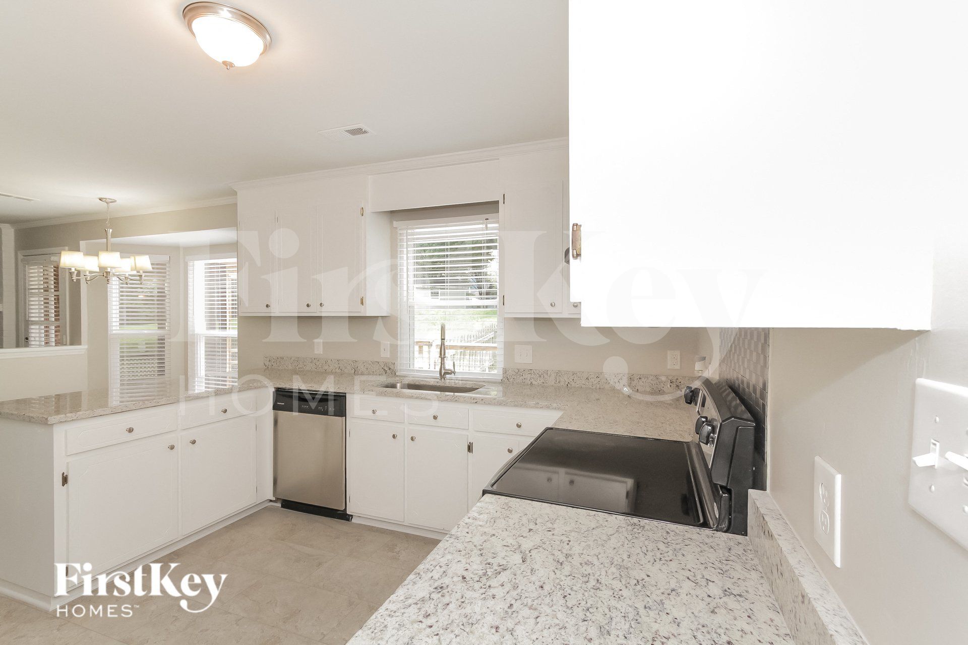 Building Photo - 10603 Par Cove Ln