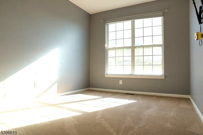 Building Photo - 5 Liberty Way