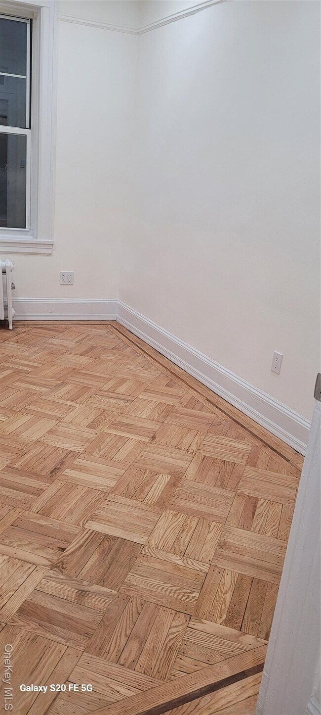 Building Photo - 238-05 Braddock Ave