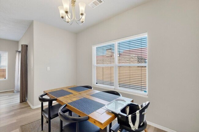 Building Photo - 9609 Sage Ranch Ct