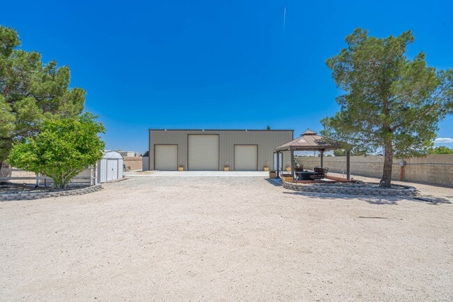 Building Photo - 4-Bedroom Single-Story Home with Solar & RV Parking