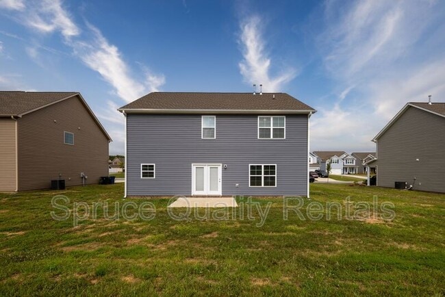Building Photo - 102 Marquise Ct