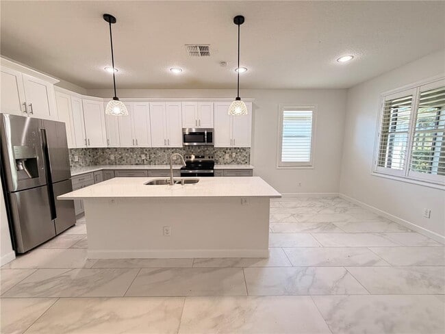 Building Photo - 2347 Crosston Cir