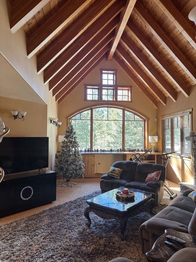 Building Photo - Luxury 5-Bedroom, 6-Bathroom Mountain Retreat – Hot Tub, Fireplaces, & More!