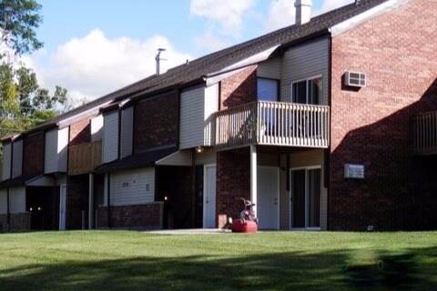 Building Photo - 209 Royal Ct